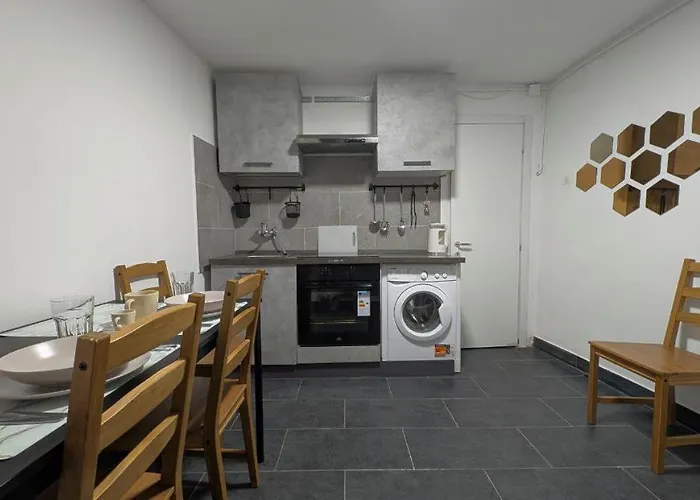 דירה Cozy Loft In Historical Center *
